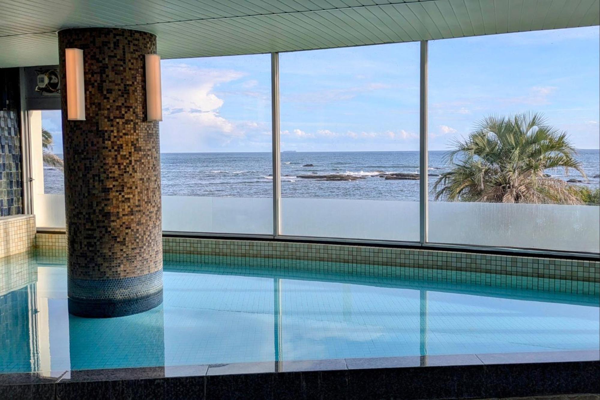 Shirahama Ocean
