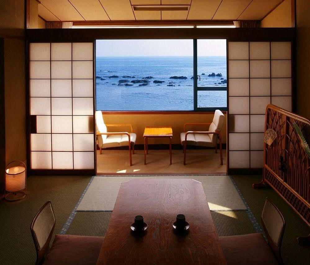 Shirahama Ocean Ryokan